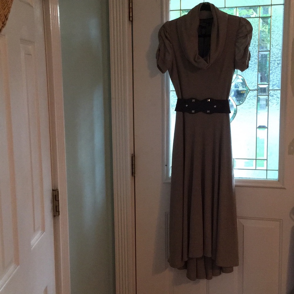 Ladies tan dress size Medium